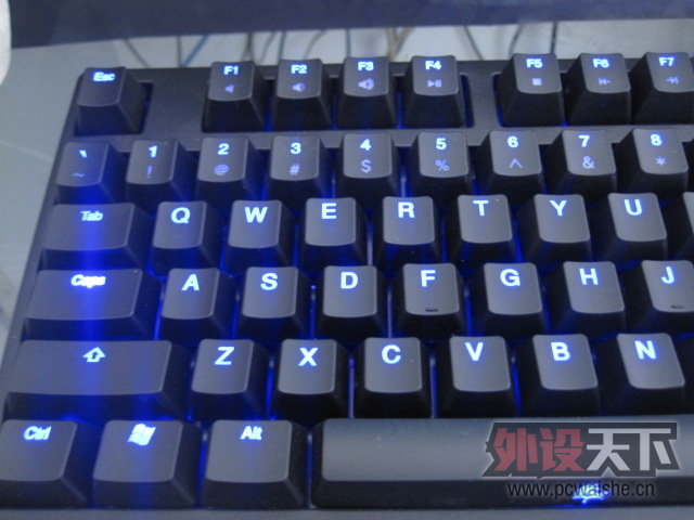[�㽭]95��ducky shining s1 670��˳�� 9������140��  ��Ӱ6000  100��