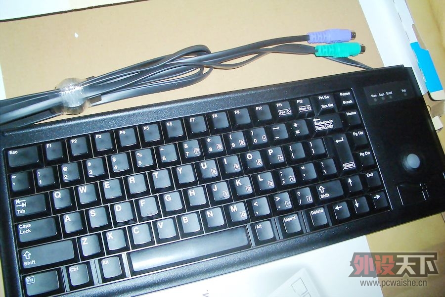 ������CHERRY������е����G84-4400��Nvidiaԭ�����棬��һЩ����