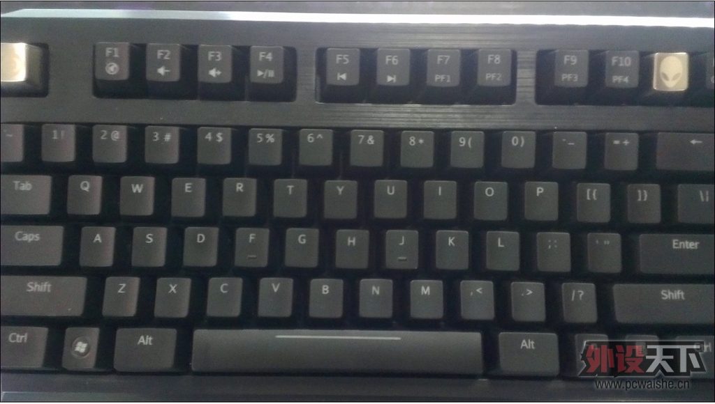 }$7H5WBP[O%{90L6VUVRPQT.jpg