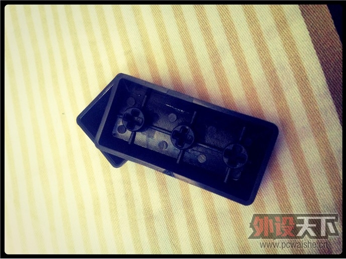 �����ݣ�87�������Keycool New Life "�趯"MIni22��е����С��