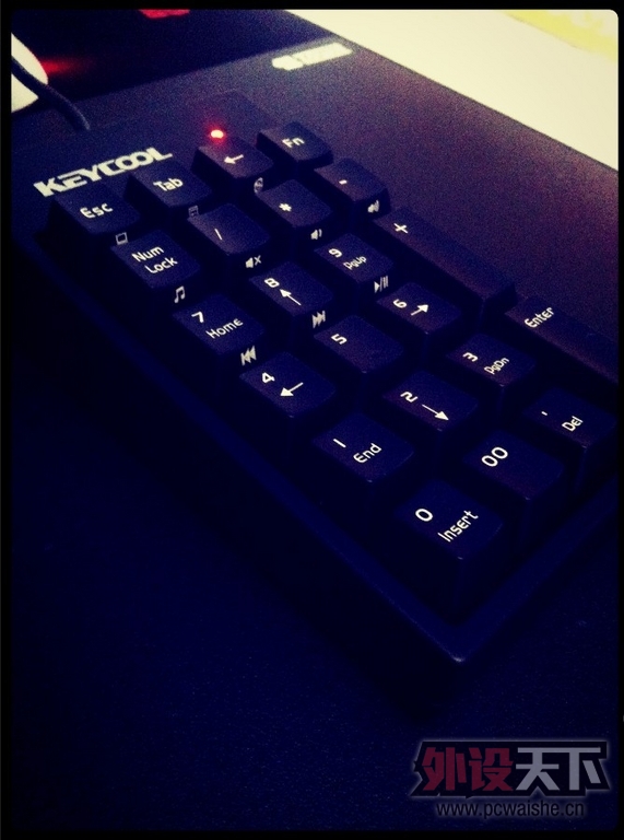 �����ݣ�87�������Keycool New Life "�趯"MIni22��е����С��