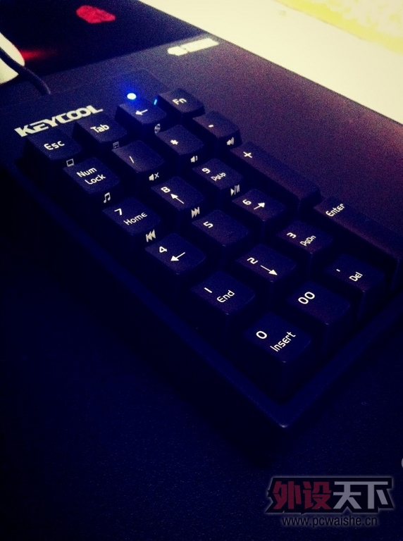 �����ݣ�87�������Keycool New Life "�趯"MIni22��е����С��