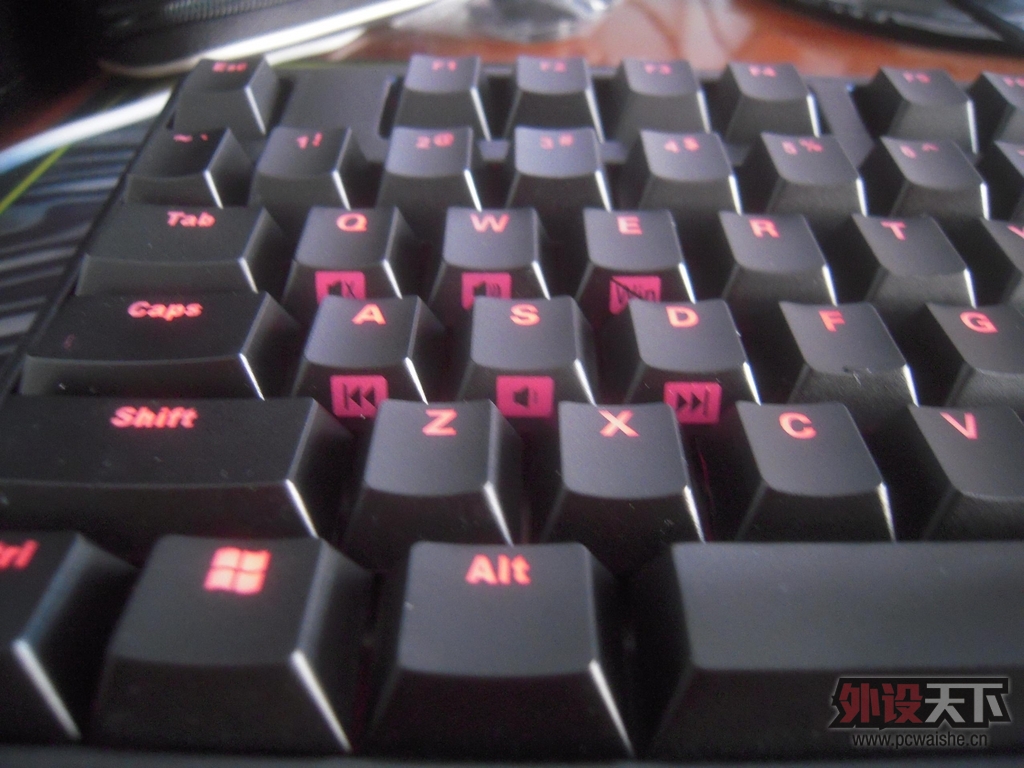 ��������ǿ----խ�߱����е����nop pro led����С��