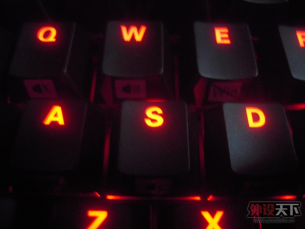 ��������ǿ----խ�߱����е����nop pro led����С��