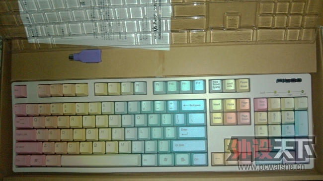 [12P] �Ա� ������ĵ�һ�ѻ�е����FILCO 104 ����