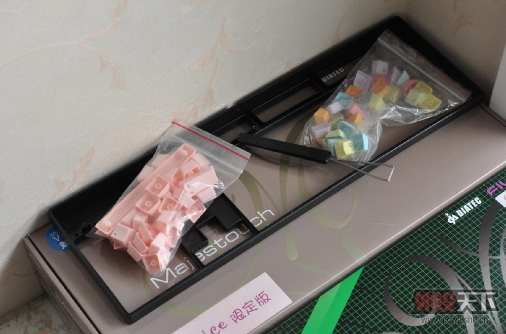 ����磩���̺ͼ�ñ