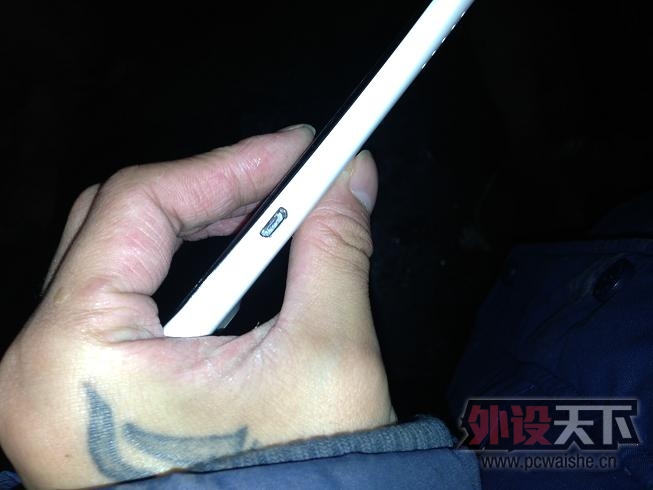 <�ӱ�>HTC ONE X 9�¹��У�1900