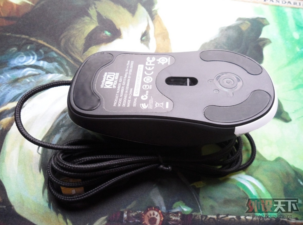 �����ݡ����ѳ���SteelSeries QCK��è��֮��������+ ��ɫKinzu=180����