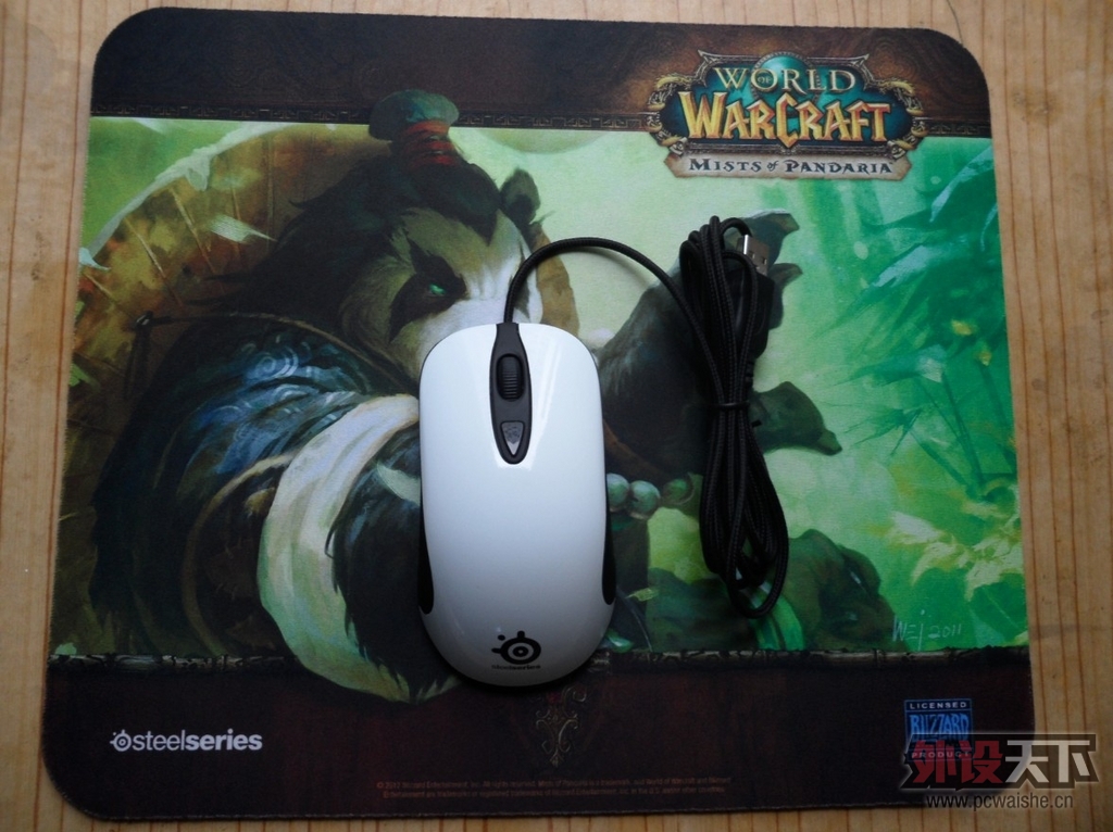 �����ݡ����ѳ���SteelSeries QCK��è��֮��������+ ��ɫKinzu=180����