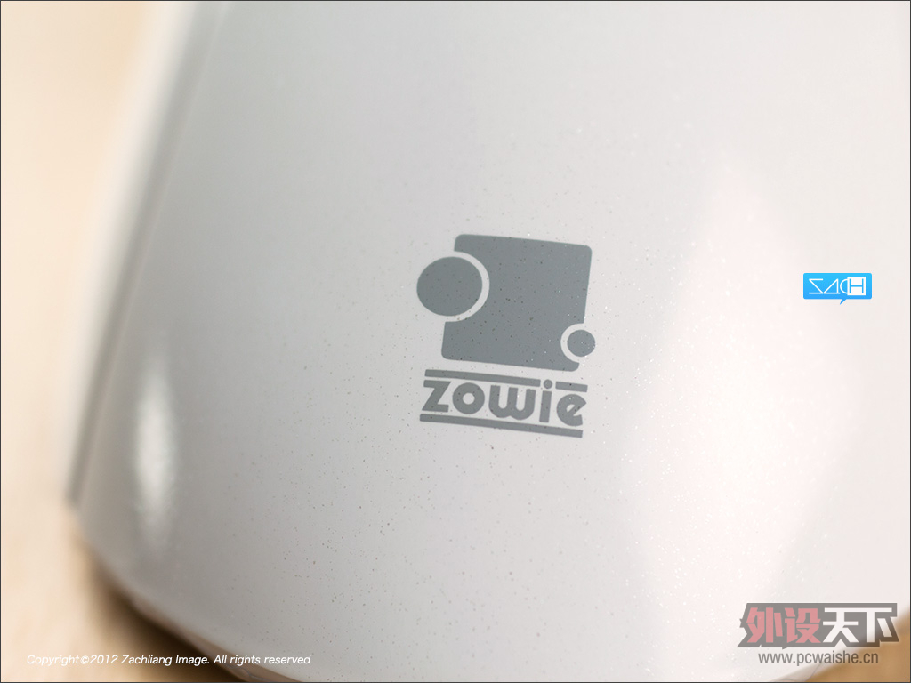 IE3ķ֧Zowie EC1 EvoIEϵĶԱ