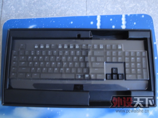 [�㽭]�ڹѸ�Ǳ�а����  700��(�����ˣ�