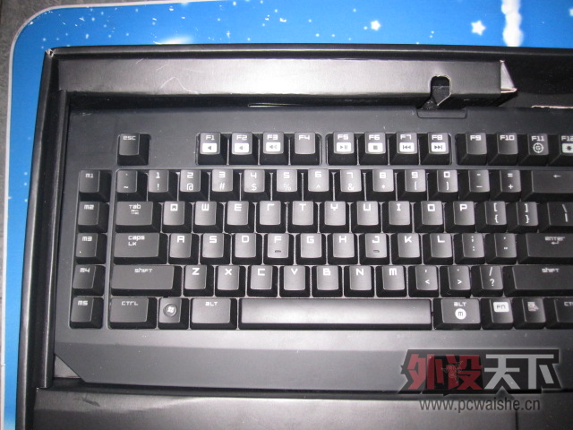 [�㽭]�ڹѸ�Ǳ�а����  700��(�����ˣ�