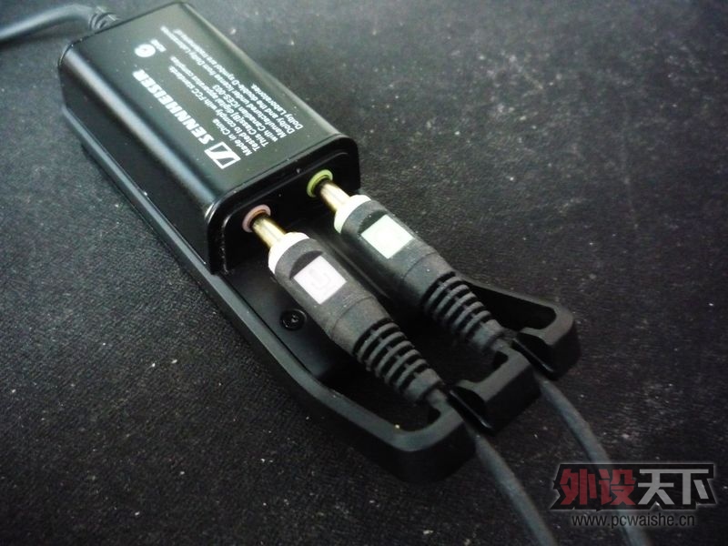 ��ڴ�����ɫ���� ģ��ͬʱӡ��ͼ�� 