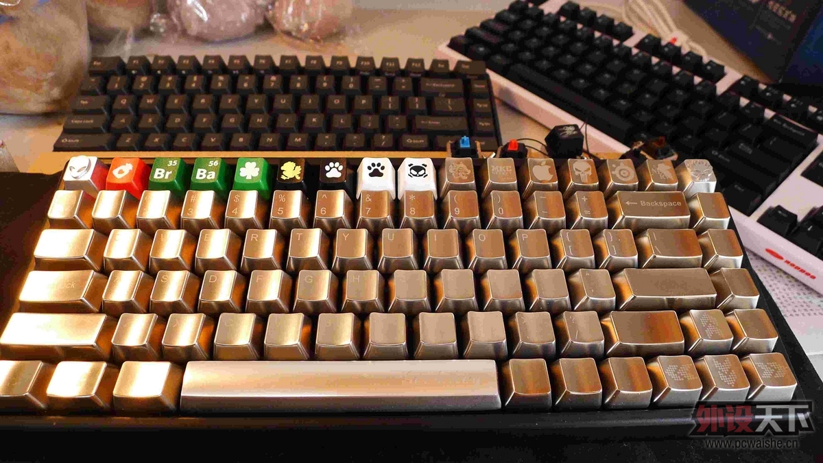 ��ʵ��ֻ�������������ļ�ñ������������������������