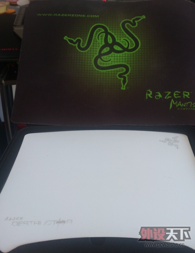 ����razer ��ɫ���Ϻ��ϰ�ٿ����