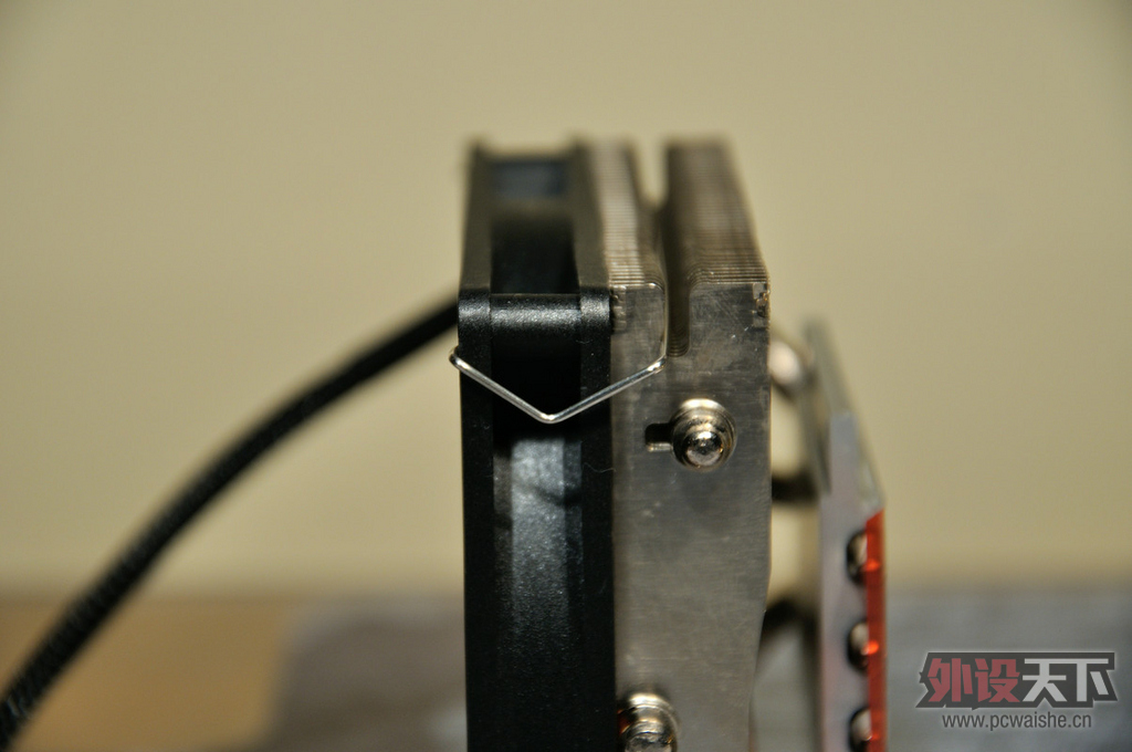 ����衿HTPC CPUɢ����С��ϵ������ڶ�����44���׳���������LD963������� ��ת��