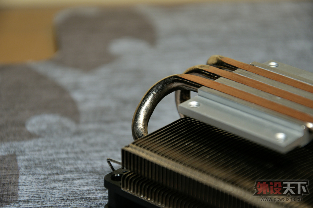 ����衿HTPC CPUɢ����С��ϵ������ڶ�����44���׳���������LD963������� ��ת��