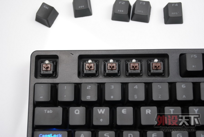 ������Ҫ����������һ���豪���ս��ߡ������汳��ʵ��ͼ��27P���ϡ�