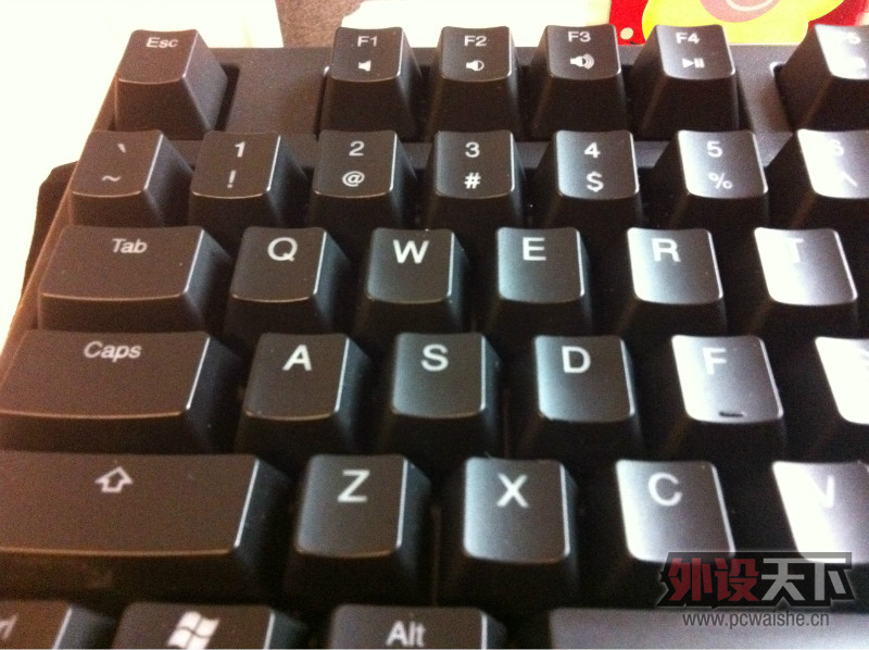 [ѳ]DUCKY 9008S ׹  700