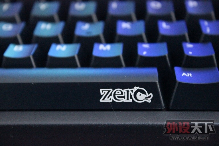 ���������  DUCKY 2108 �ں�