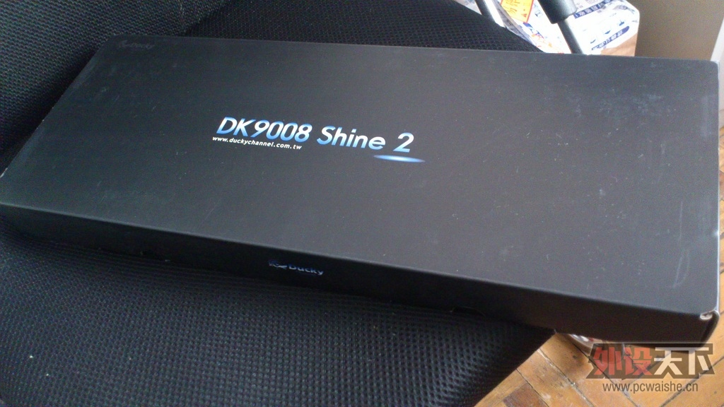 ���ѳ������Ϻ���Ducky 9008 S2�̹���ᣬ95�£�˳�ᵽ��