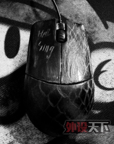 �ڰ�mod�硪hellsing��ɵ����˫Ŀϵ�У����룩