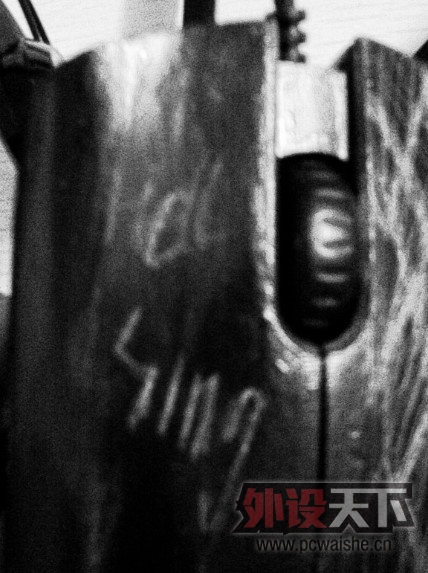 �ڰ�mod�硪hellsing��ɵ����˫Ŀϵ�У����룩