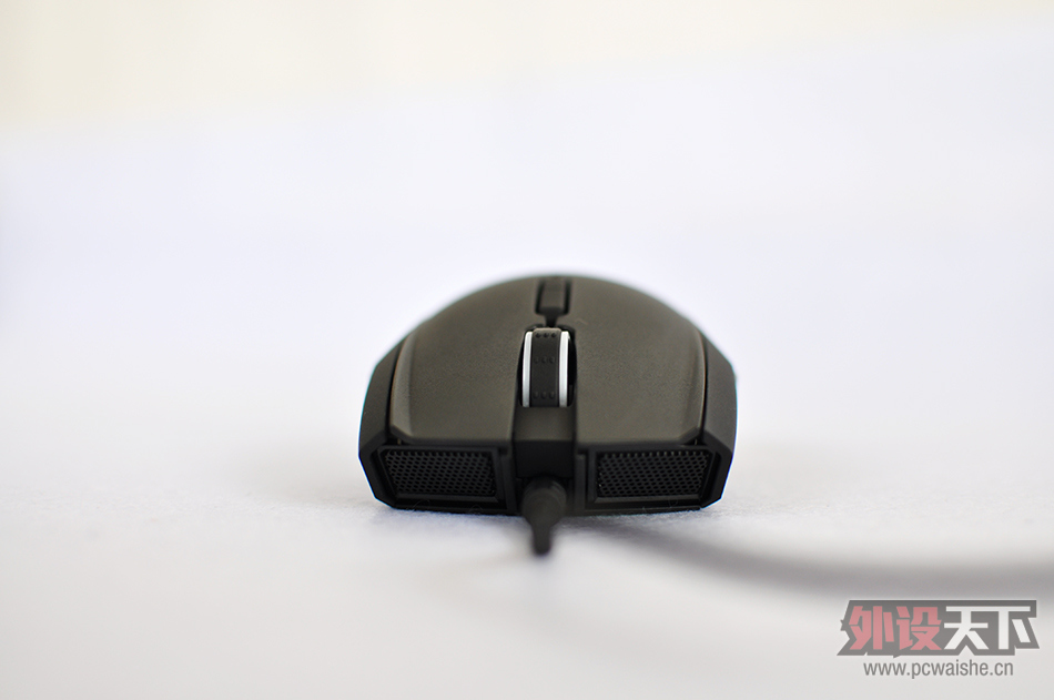 ����ʲô��Ʒ�ˣ��������˵���ĵðɣ�Razer ̫�ʻ��߼���