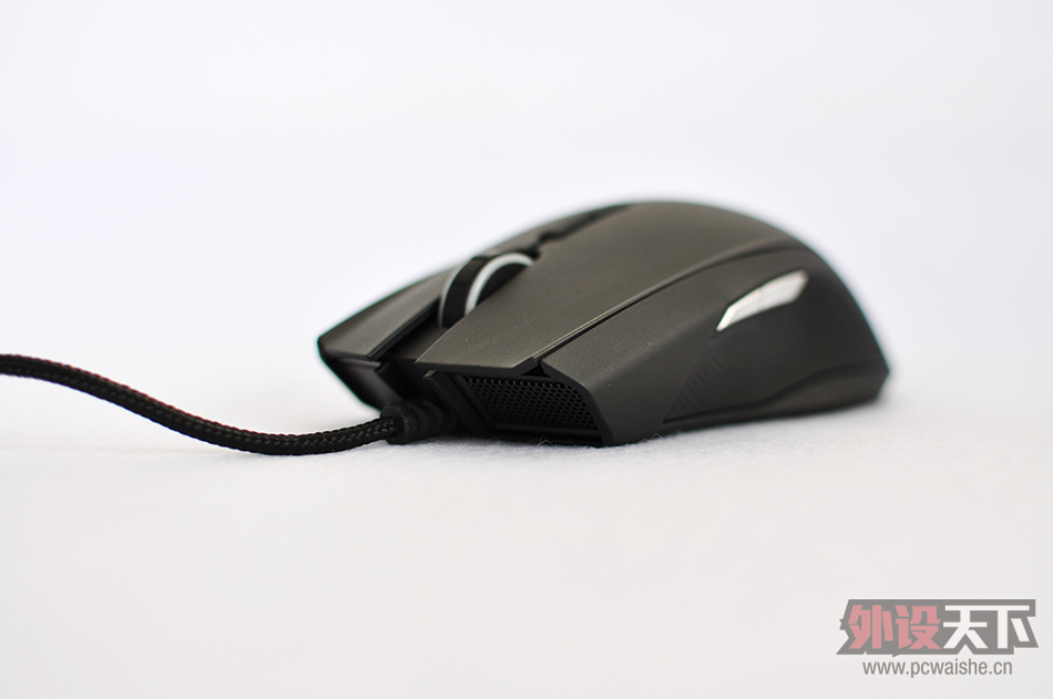 ����ʲô��Ʒ�ˣ��������˵���ĵðɣ�Razer ̫�ʻ��߼���