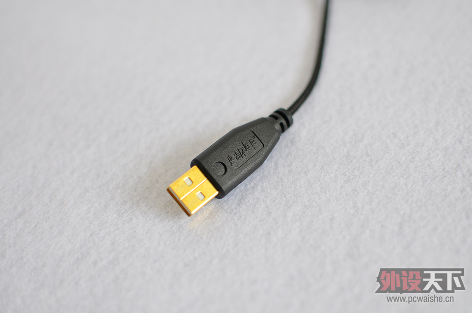 ����ʲô��Ʒ�ˣ��������˵���ĵðɣ�Razer ̫�ʻ��߼���