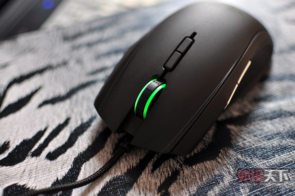 ����ʲô��Ʒ�ˣ��������˵���ĵðɣ�Razer ̫�ʻ��߼���