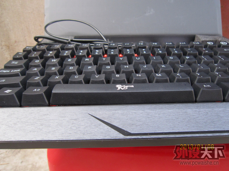 [����]����M1��е����(�ݶ�)��DUCKY 9008 Shine͸���ñ���۸����꣡