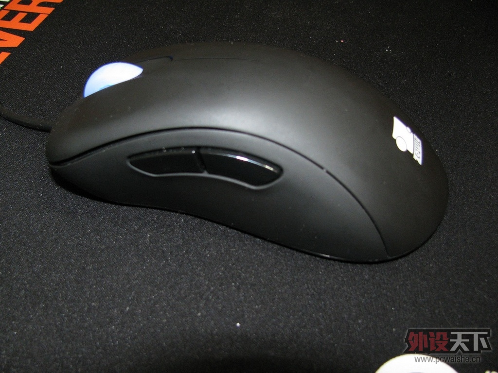 �����EC1 EVO ��ɫ��85�£�200Ԫ  �ѳ�
