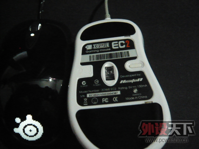 ���Ϻ���ZOWIE EC2 ��ɫ����� 9�� 160����