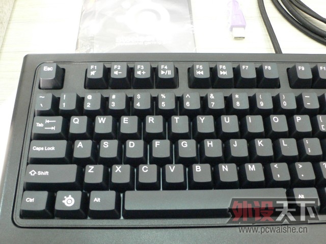 ��Pioneer�١�Steelseries 7G Pro GAMING ���Ӿ�����е����