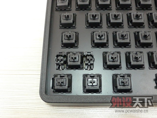 ��Pioneer�١�Steelseries 7G Pro GAMING ���Ӿ�����е����