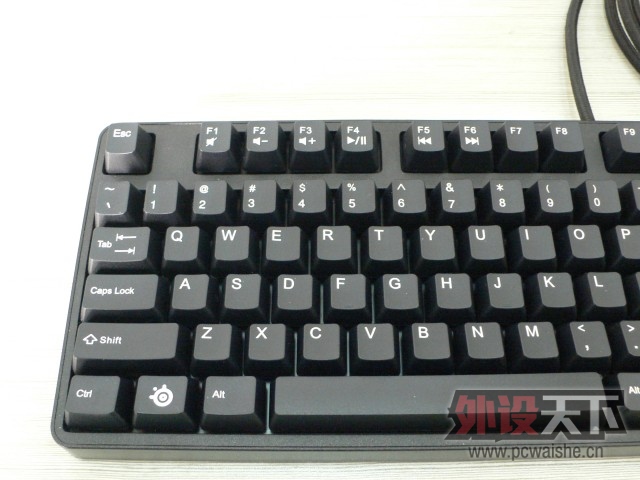 ��Pioneer�١�Steelseries 7G Pro GAMING ���Ӿ�����е����