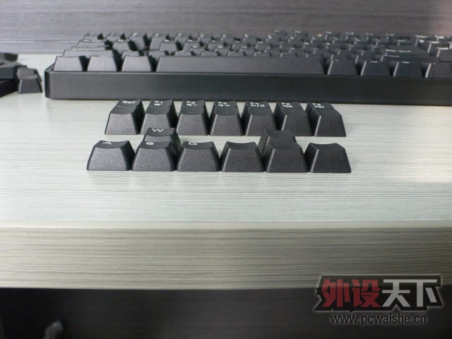 ��Pioneer�١�Steelseries 7G Pro GAMING ���Ӿ�����е����