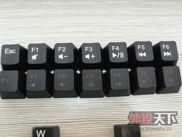 ��Pioneer�١�Steelseries 7G Pro GAMING ���Ӿ�����е����