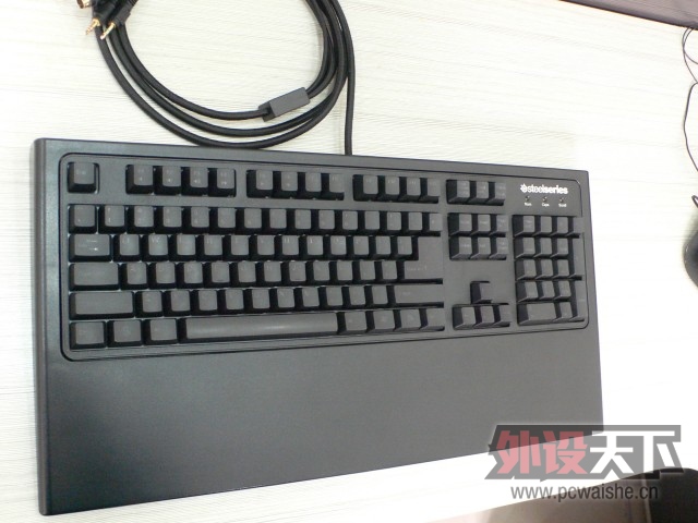 ��Pioneer�١�Steelseries 7G Pro GAMING ���Ӿ�����е����