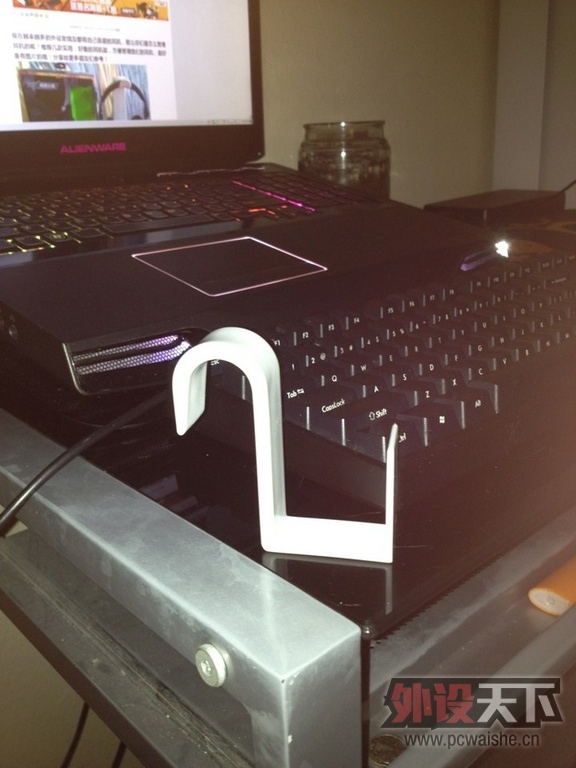 ��������