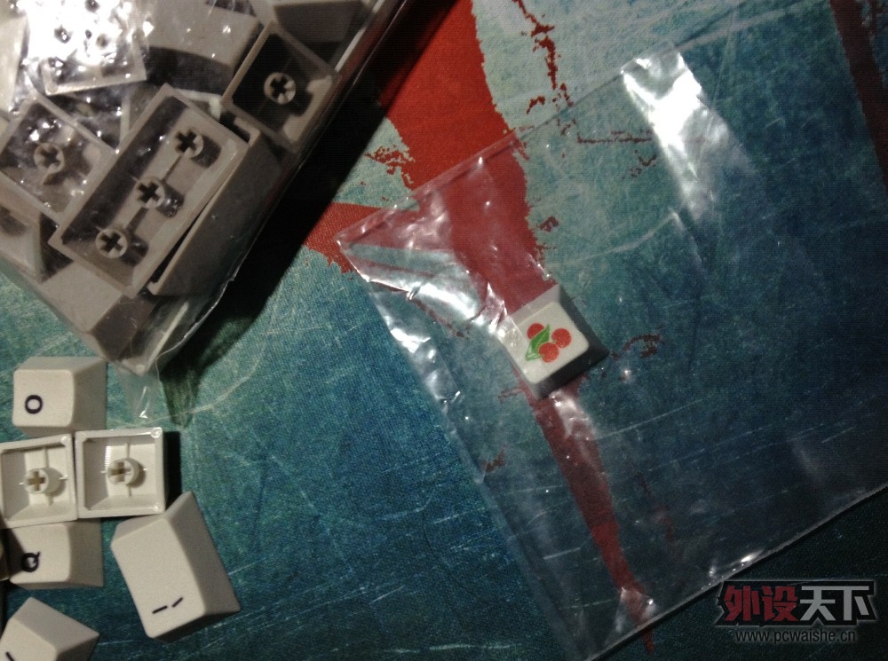 [20P] ��ñ���� �����������ɫ��ñ ˳����һ��4S�ĵ���Ӫ�̺ͳ��ͼ��