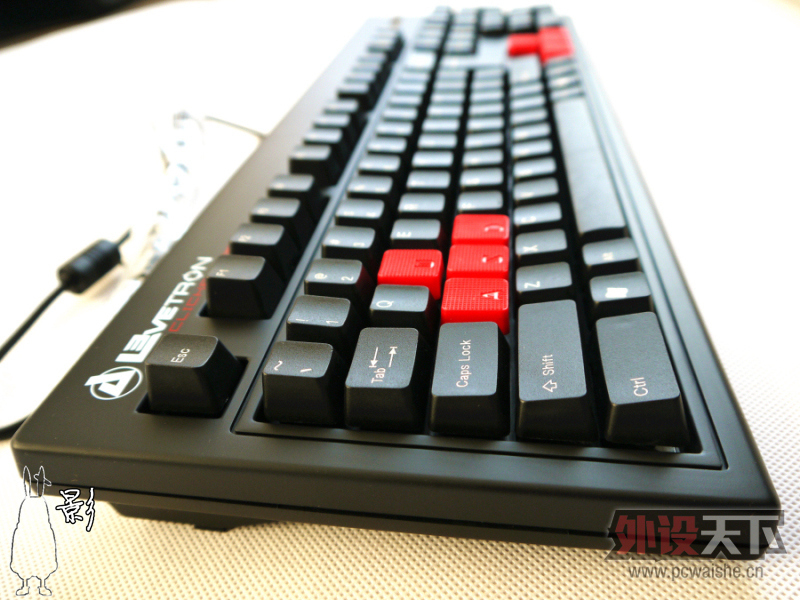 ��AZiO LeveTron® KB528U��е���̡���ñ�����ߣ� you are terminated!