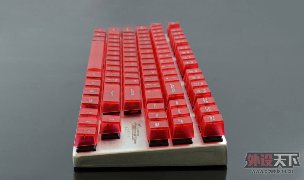�����顱�羺��Ϸ����G600ϵ�С�ս�Ӱ桱���������������ա�