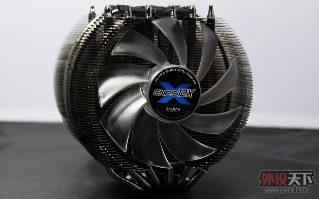 ���������� ˫�����ȹ� Zalman CNPS12Xɢ���� ������������