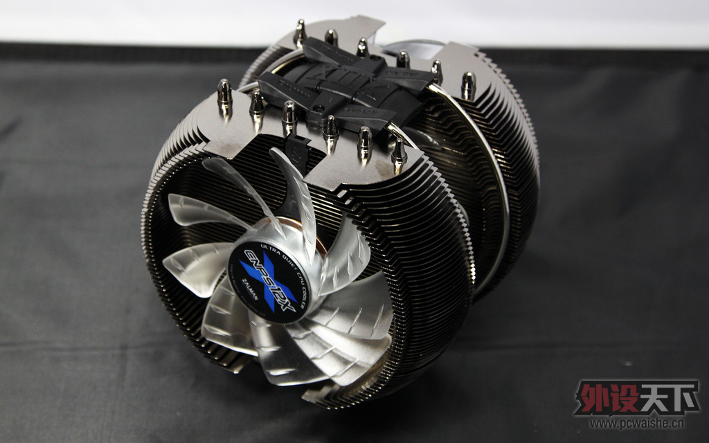 ���������� ˫�����ȹ� Zalman CNPS12Xɢ���� ������������