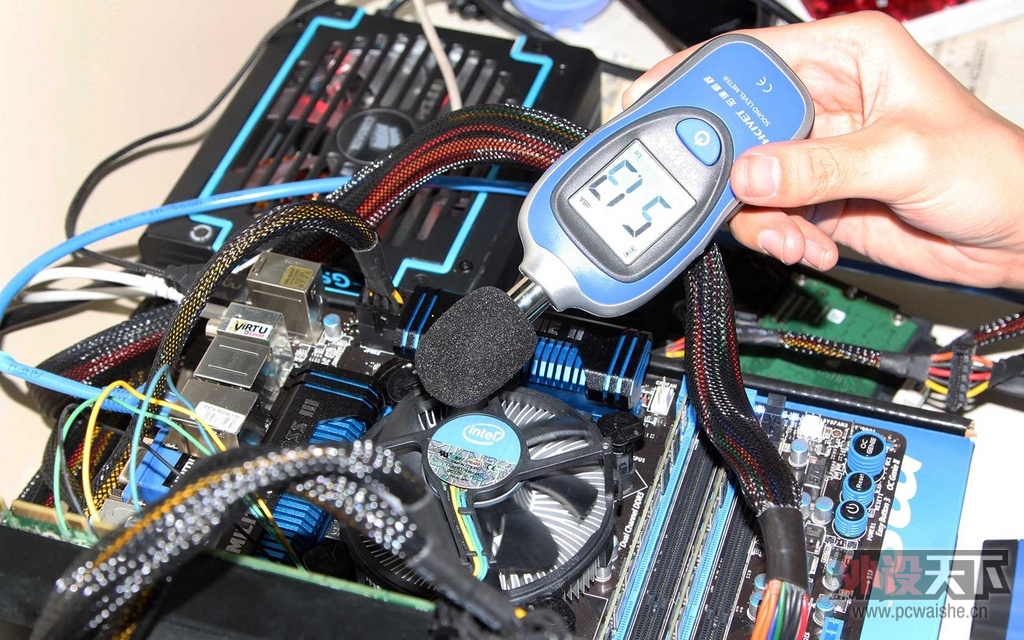 ���������� ˫�����ȹ� Zalman CNPS12Xɢ���� ������������