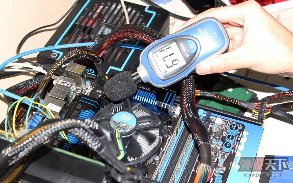 ���������� ˫�����ȹ� Zalman CNPS12Xɢ���� ������������