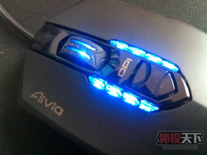 С�ڻ����Σ�GIGABYTE��Aivia Krypton ˫������Ϸ���С��(ͼƬ�Ѹ��£�