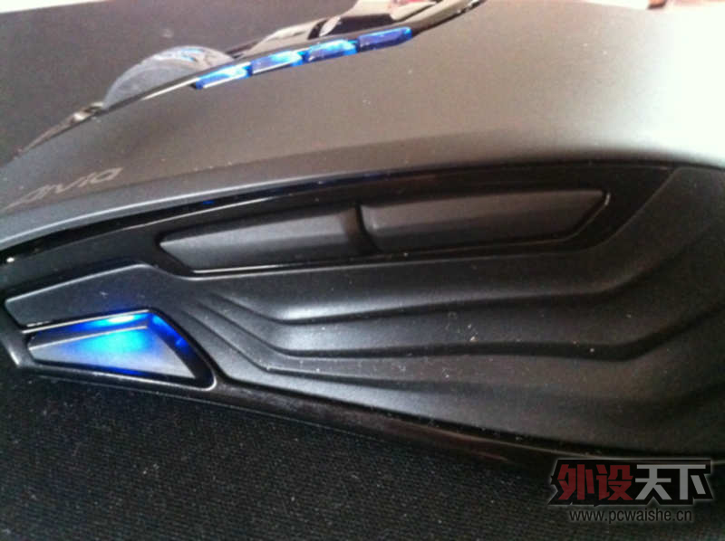 С�ڻ����Σ�GIGABYTE��Aivia Krypton ˫������Ϸ���С��(ͼƬ�Ѹ��£�